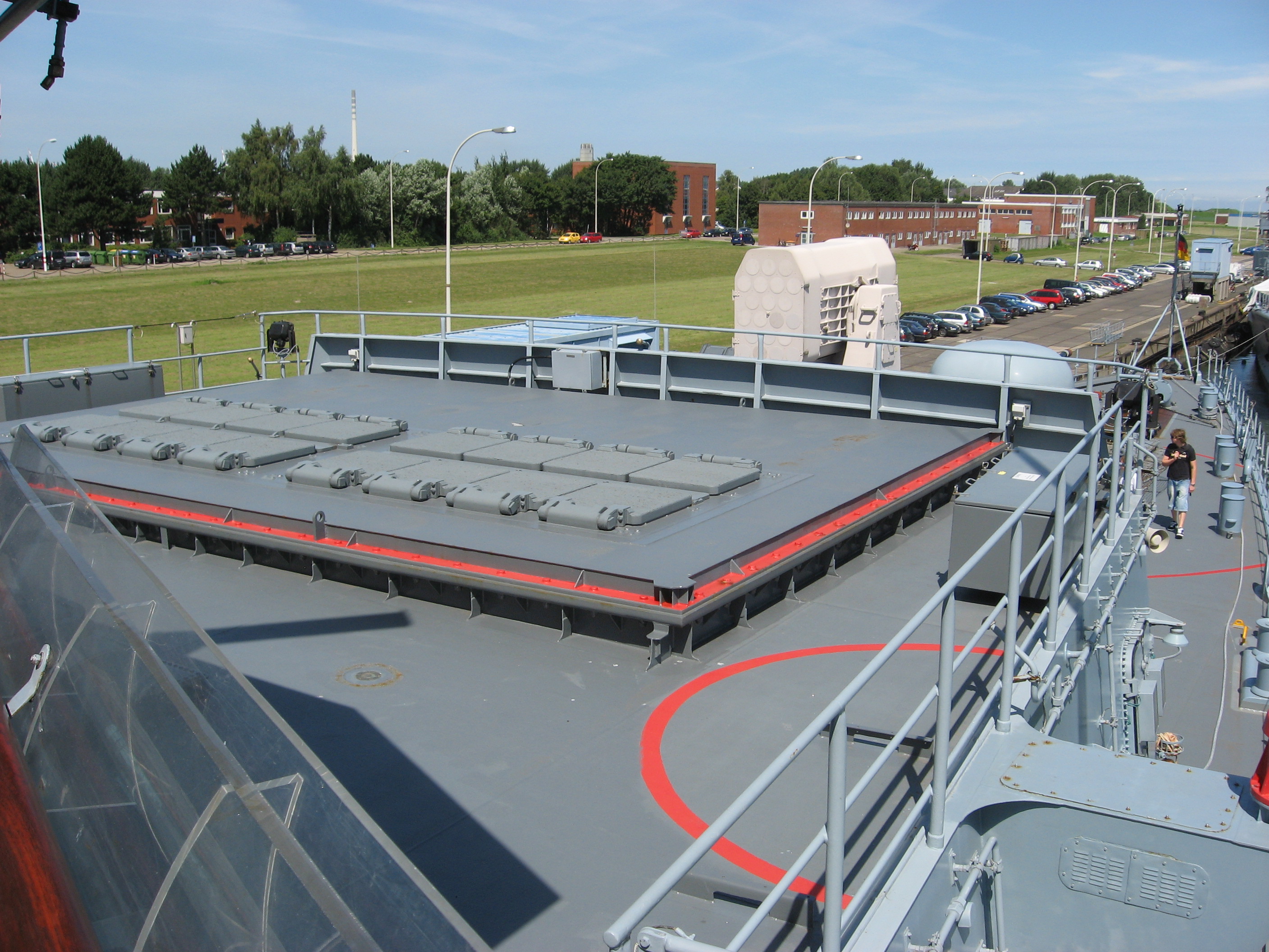 Tag der offenen Tür Marine Wilhelmshaven 30.07.08: Open Ship (Besichtigung) der Fregatte Bayern Klasse 123